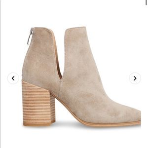 Steve Madden Darryn in bone size 8